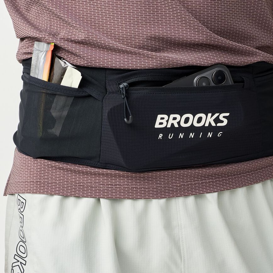 0c054685_280545-001-d2-unisex-cascadia-running-belt-running-accessories
