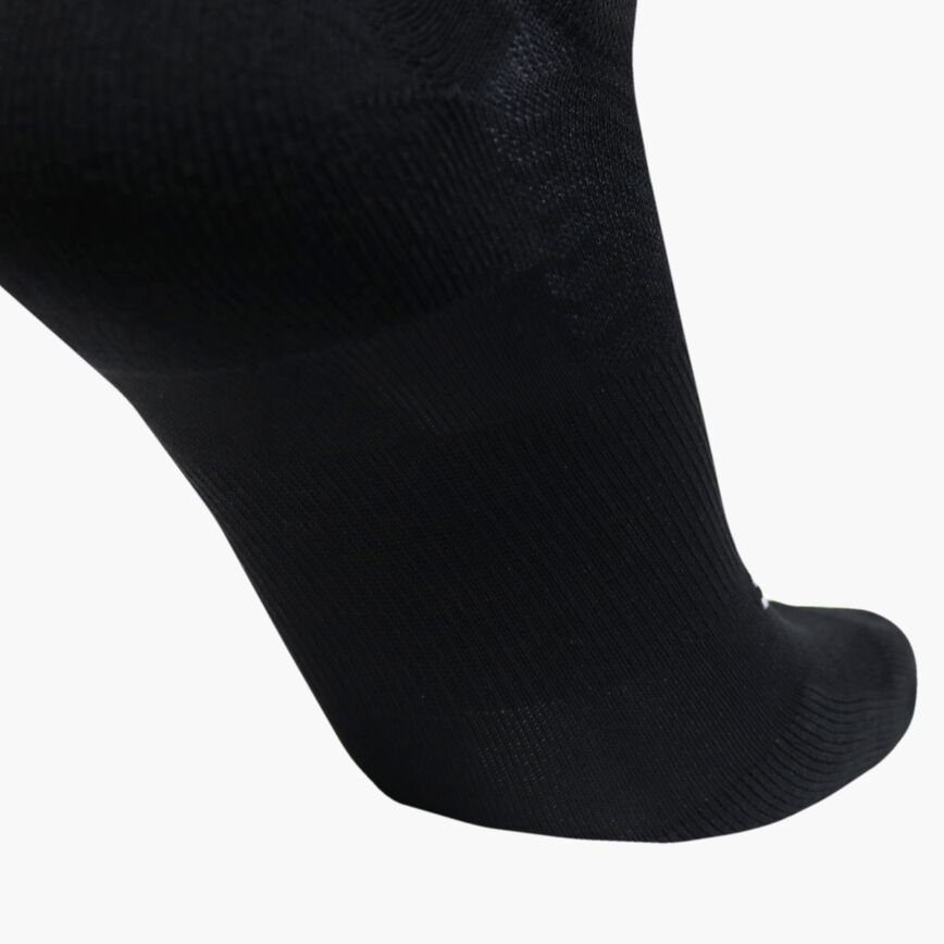 1a865137_280494-002-d15-run-in-no-show-3-pack-unisex-sock