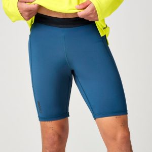 Dash Half Tight