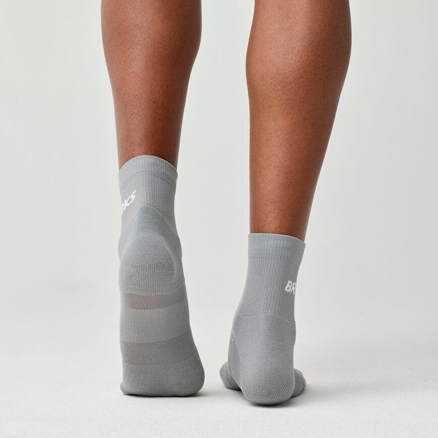 cf294c58_280542-038-mb-unisex-run-in-quarter-3-pack-running-socks