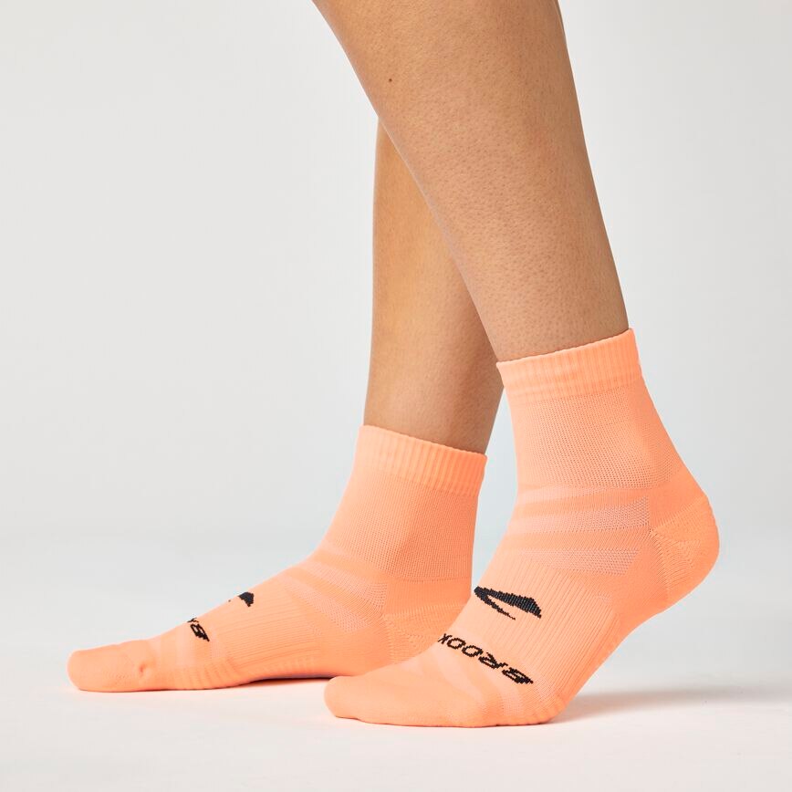 f0a89b90_280497-878-mf-1-unisex-ghost-lite-quarter-2-pack-running-socks